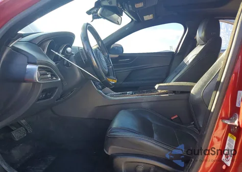 2017 Jaguar Xe R - Sport z USA, uszkodzony, nr VIN SAJAF4BV0HA945704